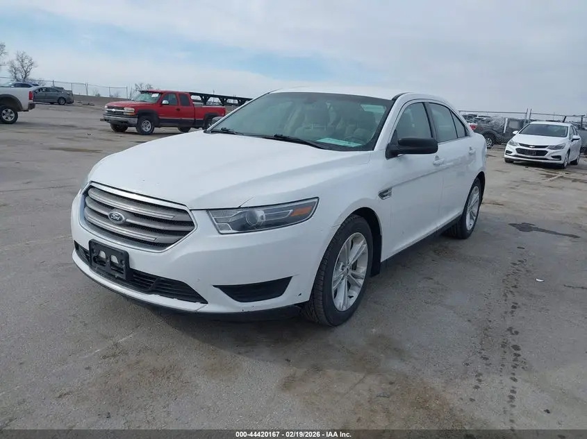 2015 FORD TAURUS SE
