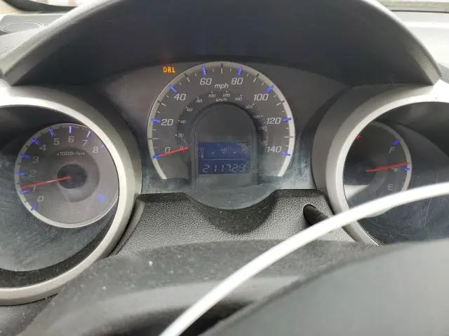 2013 HONDA FIT   