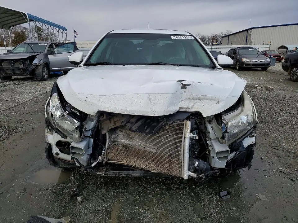 2015 CHEVROLET CRUZE LT  