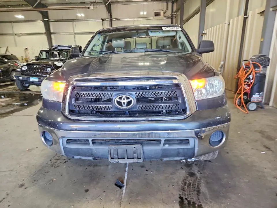 2010 TOYOTA TUNDRA DOUBLE CAB SR5  