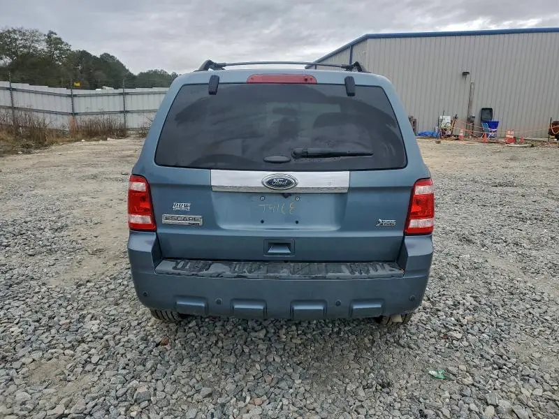 2011 FORD ESCAPE LIMITED  