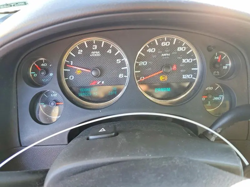 2010 CHEVROLET AVALANCHE LT  