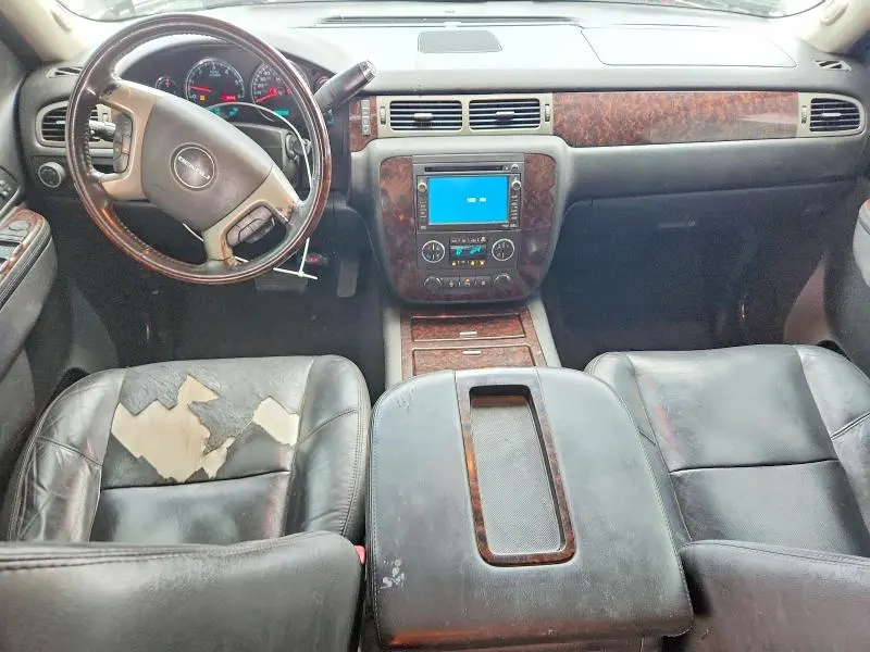 2011 GMC YUKON XL DENALI  