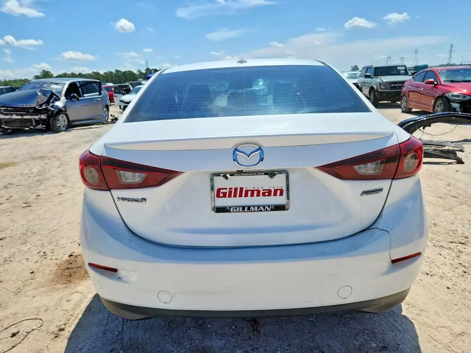 2016 MAZDA 3 TOURING  