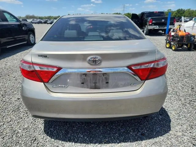 2016 TOYOTA CAMRY LE  