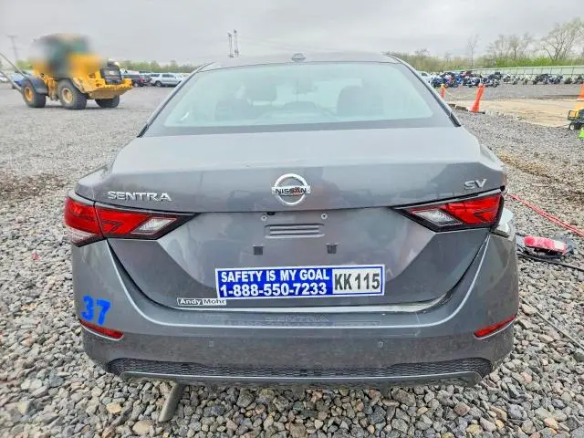 2022 NISSAN SENTRA SV  