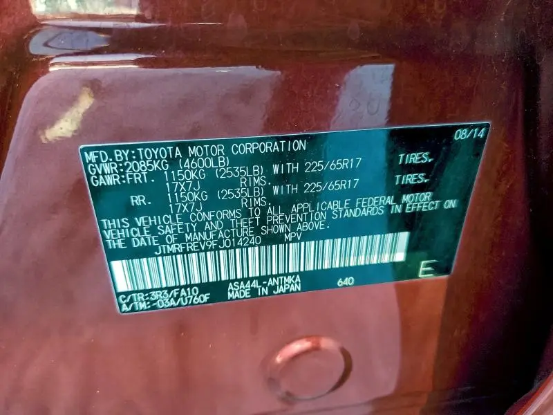 2015 TOYOTA RAV4 XLE  