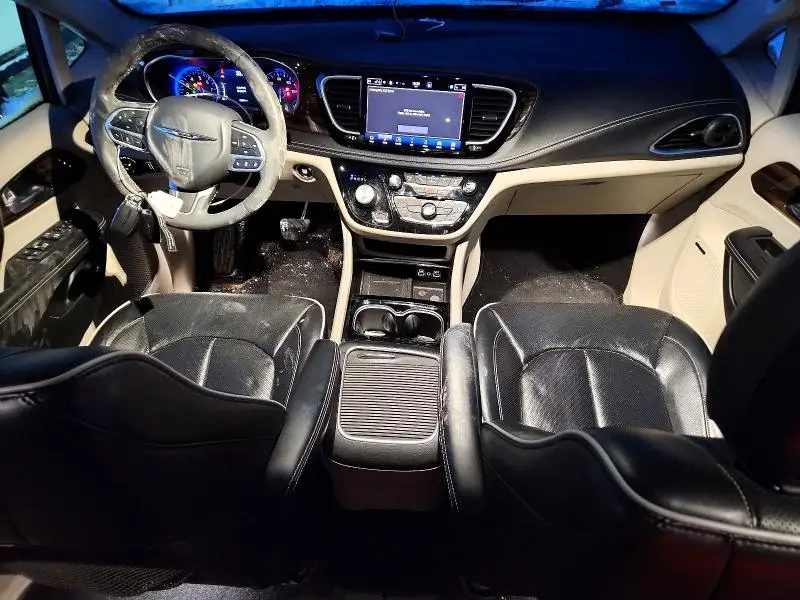 2022 CHRYSLER PACIFICA LIMITED  