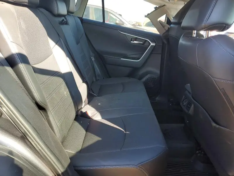 2021 TOYOTA RAV4 LIMITED  