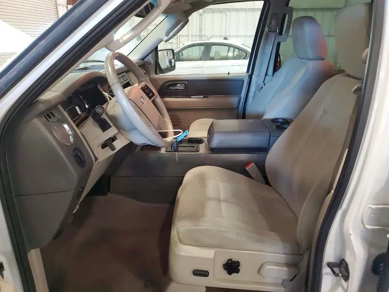 2011 FORD EXPEDITION EL XLT  