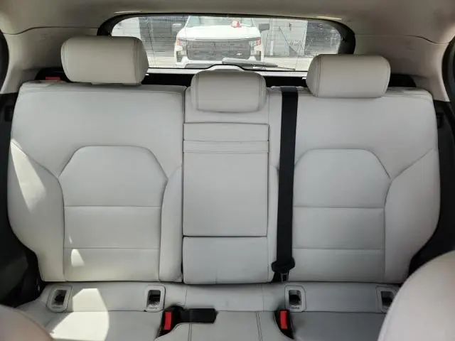 2020 MERCEDES-BENZ GLA 250  