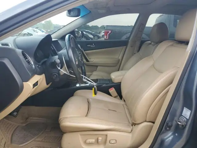 2010 NISSAN MAXIMA S  