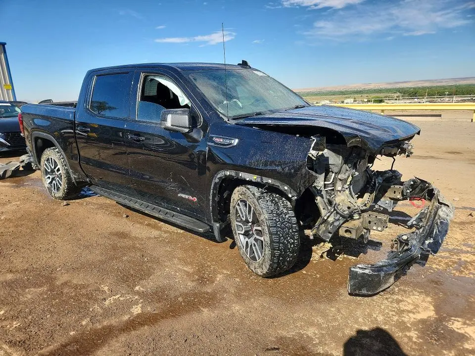 2021 GMC SIERRA K1500 AT4  