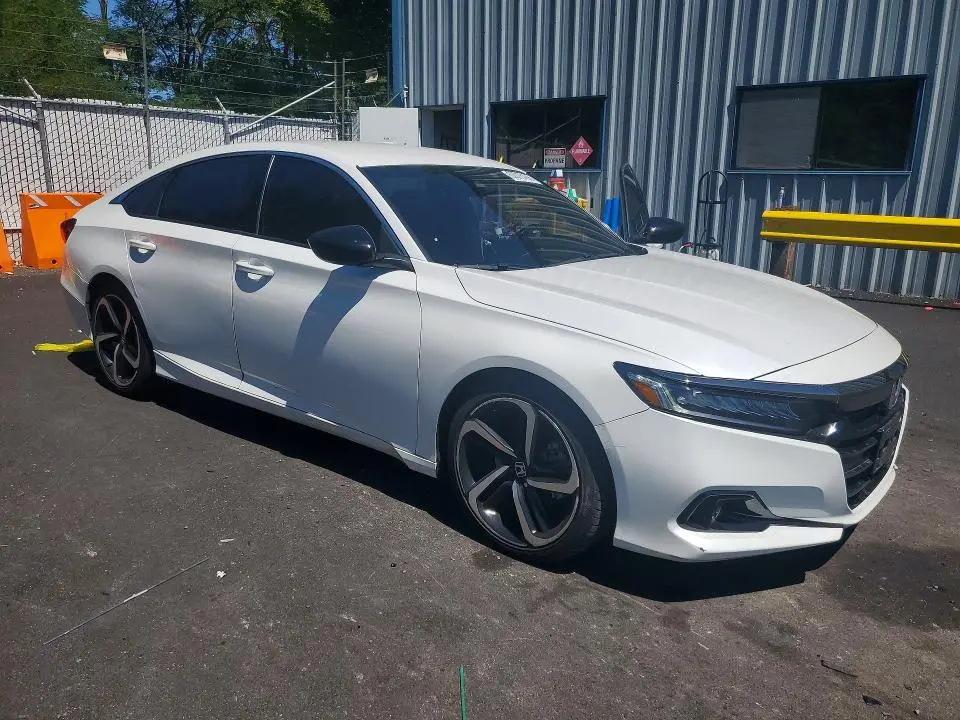 2022 HONDA ACCORD SPORT  