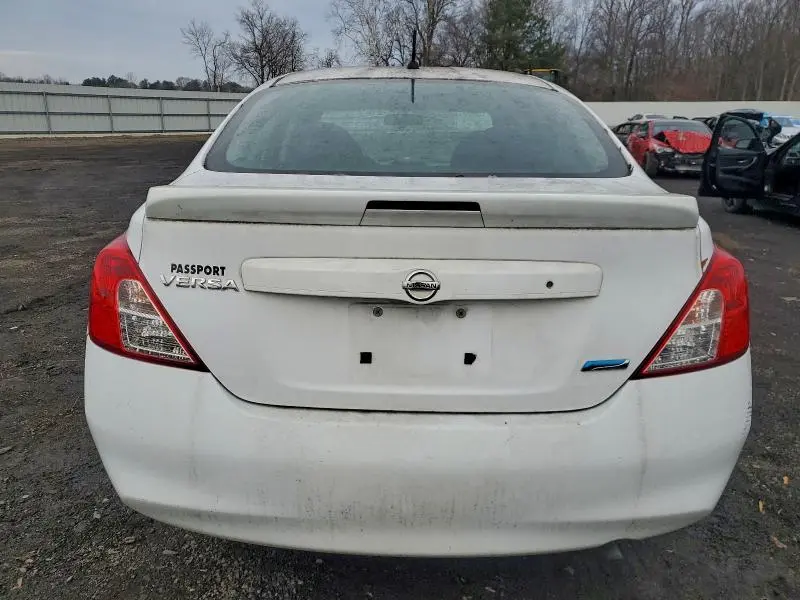 2013 NISSAN VERSA S  