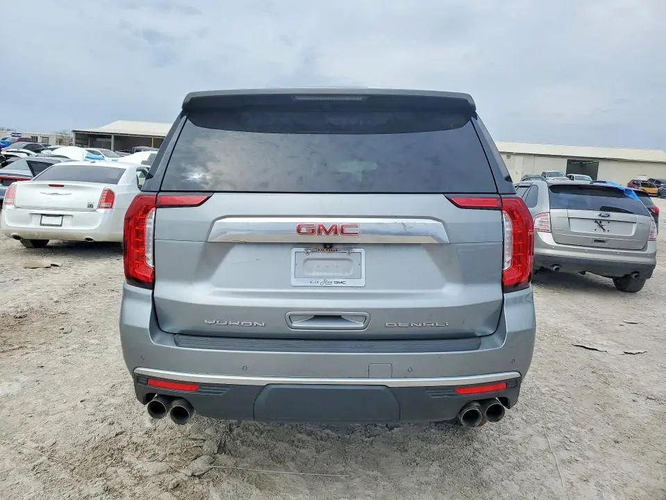 2024 GMC YUKON DENALI  