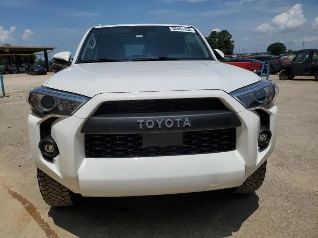 2022 TOYOTA 4RUNNER SR5/SR5 PREMIUM  