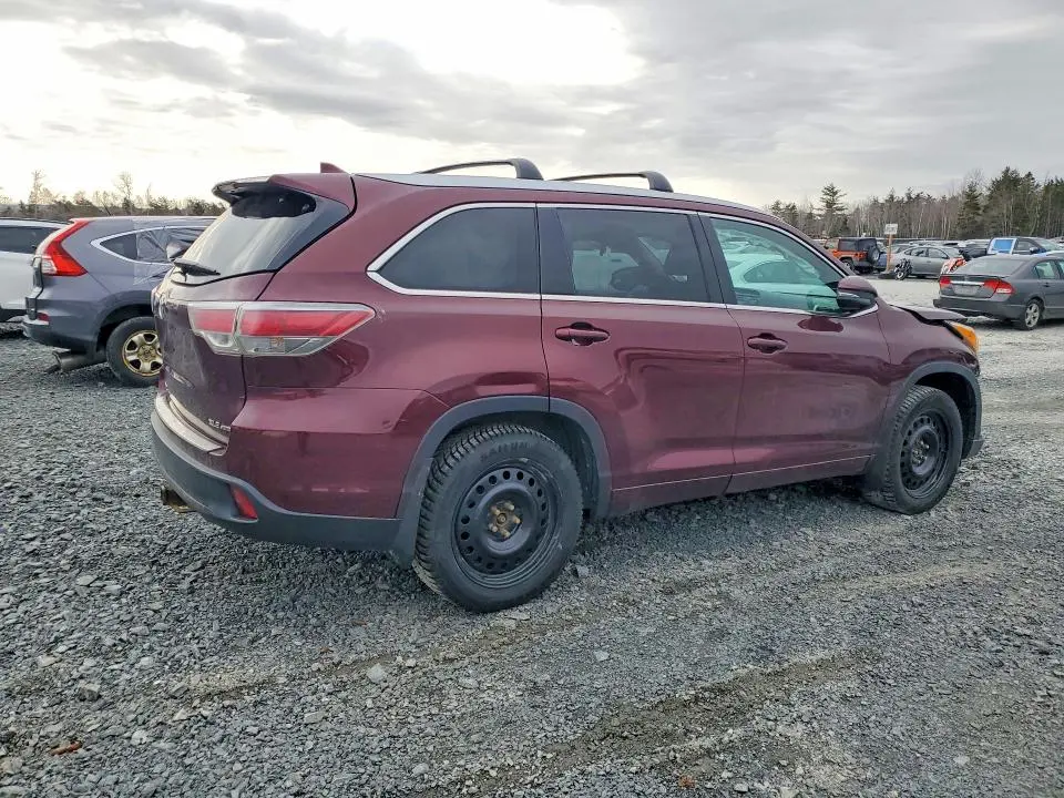 2015 TOYOTA HIGHLANDER XLE  