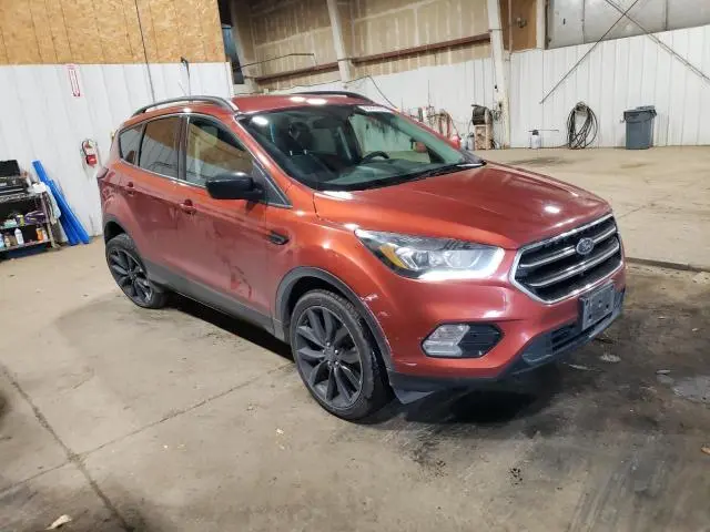 2019 FORD ESCAPE SE  