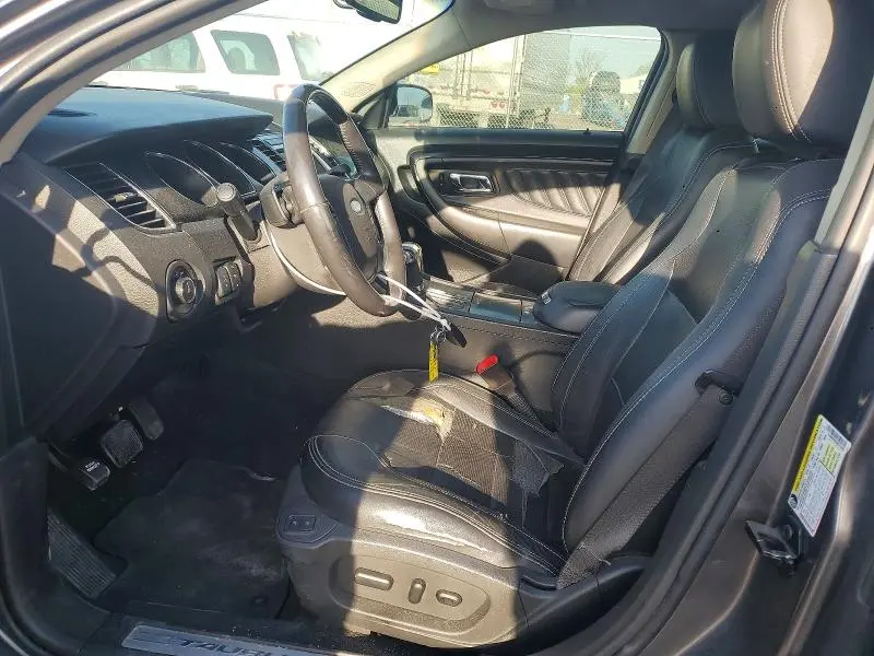 2011 FORD TAURUS LIMITED  