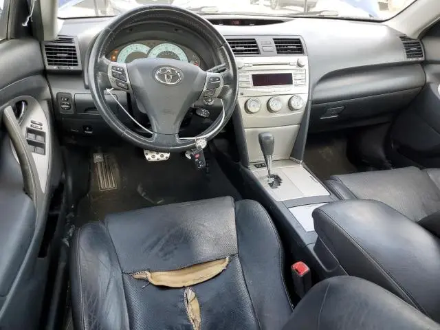 2011 TOYOTA CAMRY SE  