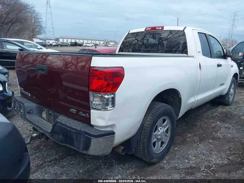 2011 TOYOTA TUNDRA GRADE 5.7L V8
