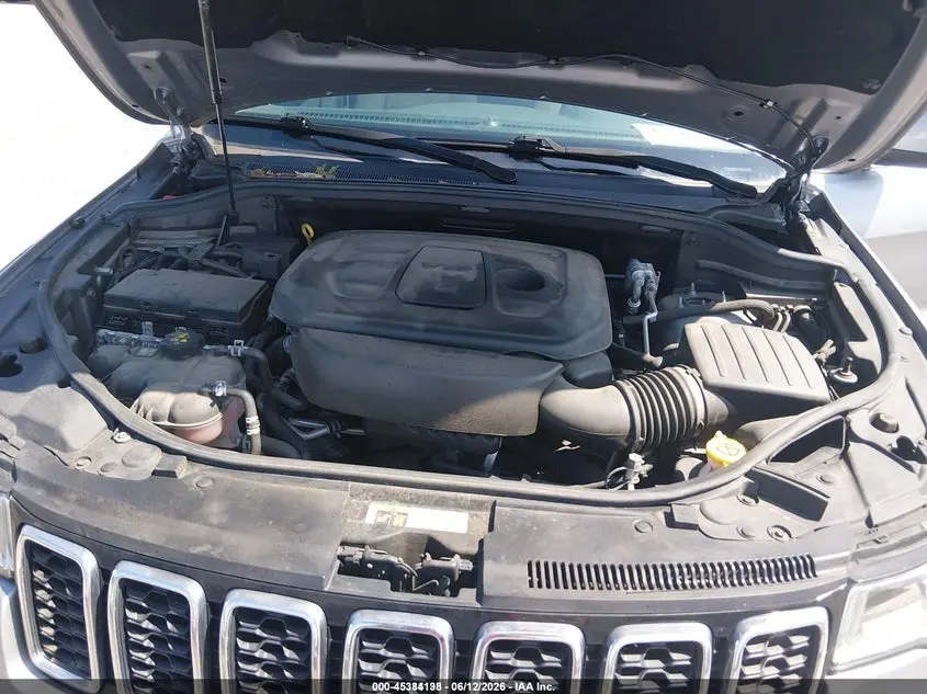 2019 JEEP GRAND CHEROKEE LAREDO E 4X4