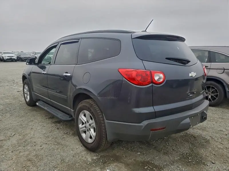 2012 CHEVROLET TRAVERSE LS  