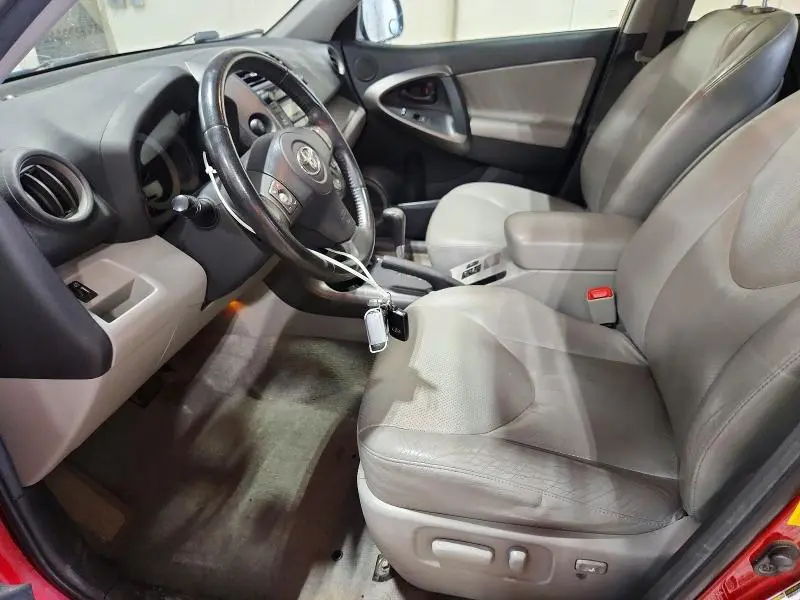 2011 TOYOTA RAV4 LIMITED  