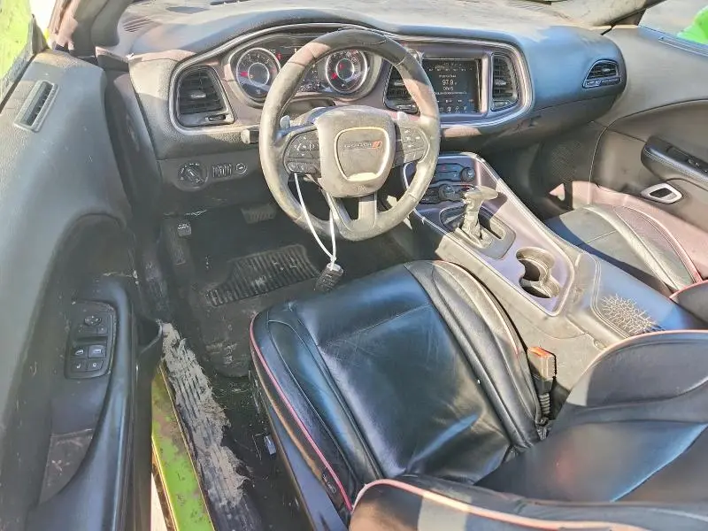 2015 DODGE CHALLENGER SXT  