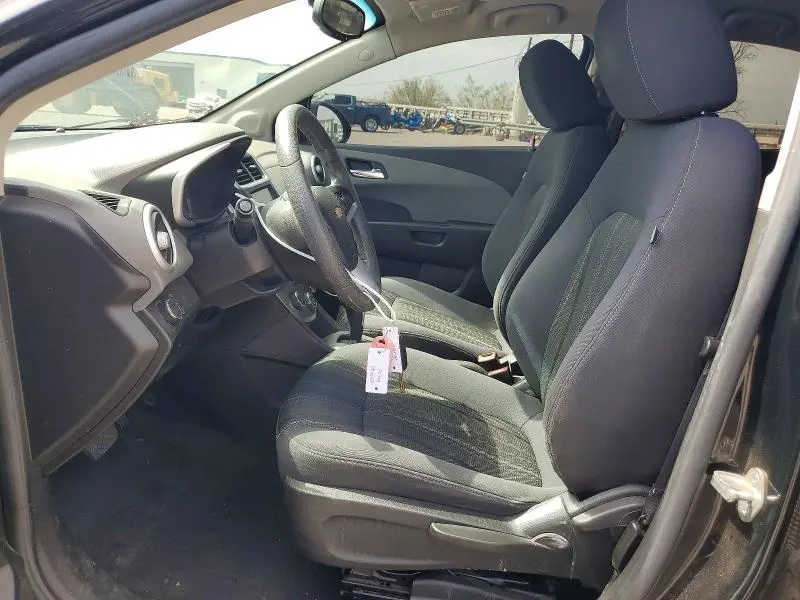 2017 CHEVROLET SONIC LT  