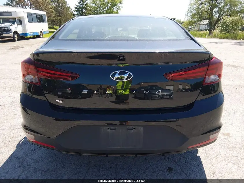 2020 HYUNDAI ELANTRA SE