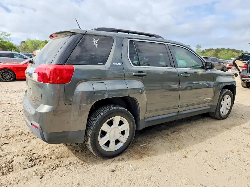 2013 GMC TERRAIN SLE  