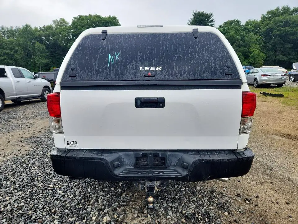 2013 TOYOTA TUNDRA DOUBLE CAB SR5  
