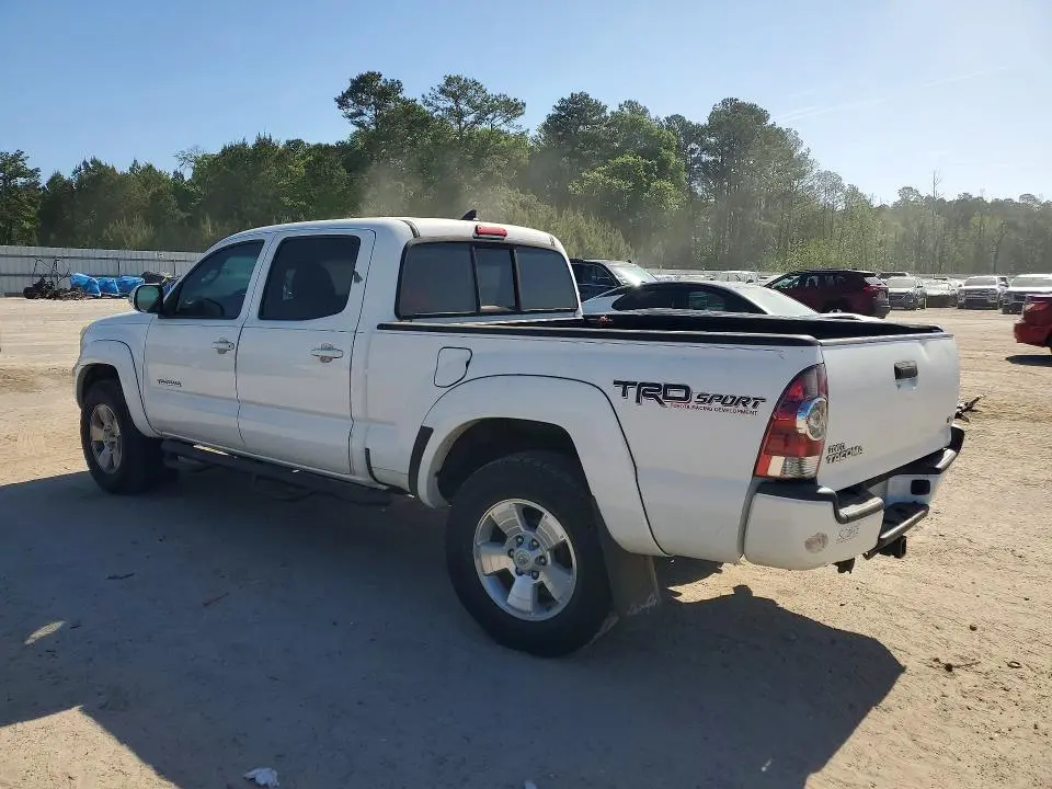 2015 TOYOTA TACOMA V6  