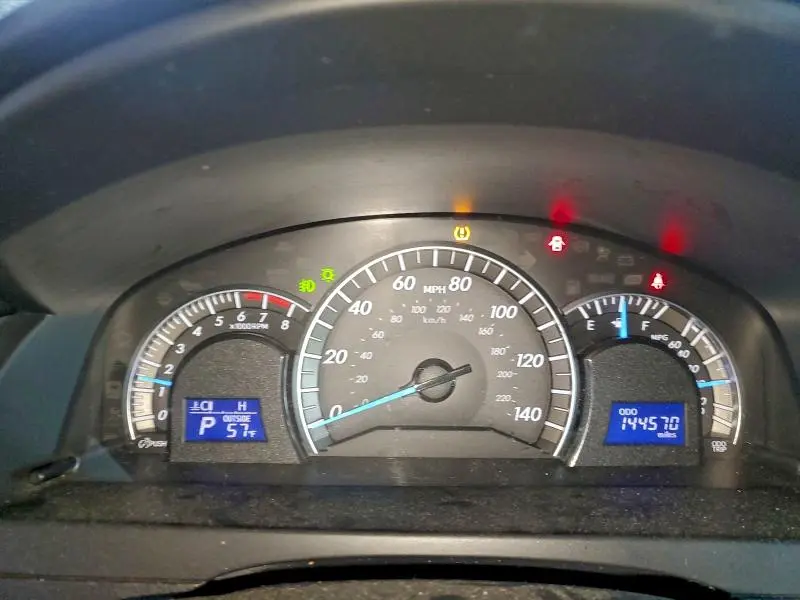 2012 TOYOTA CAMRY BASE  