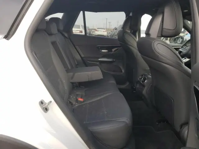 2025 MERCEDES-BENZ GLC 300  