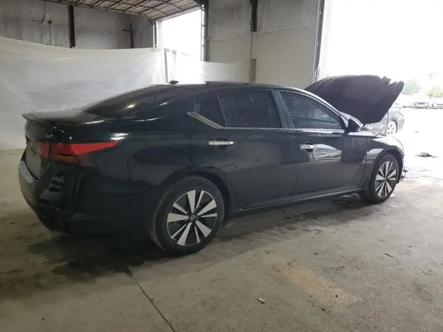 2022 NISSAN ALTIMA SV