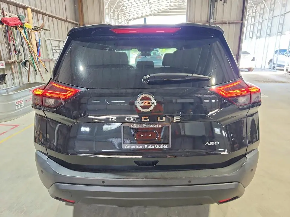 2021 NISSAN ROGUE S  