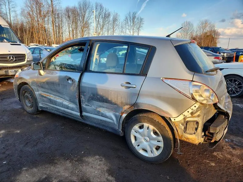 2011 NISSAN VERSA S  
