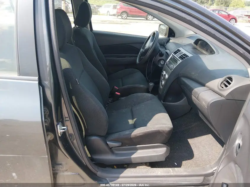 2012 TOYOTA YARIS  