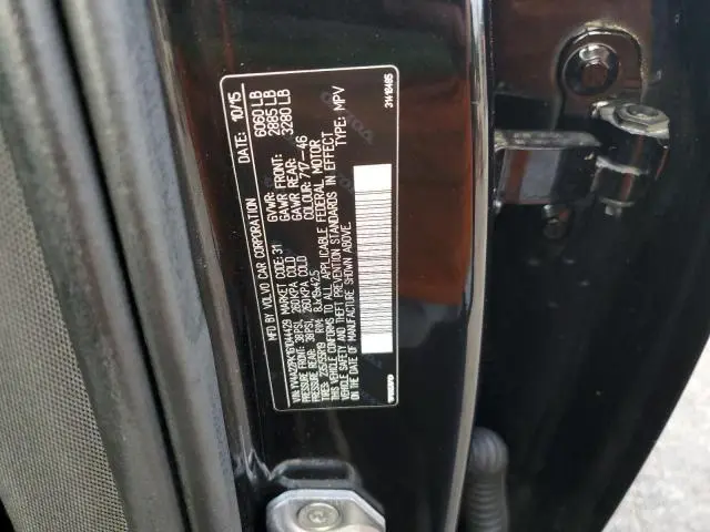 2016 VOLVO XC90 T6