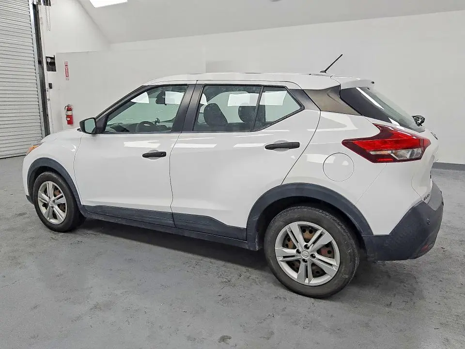 2020 NISSAN KICKS S  
