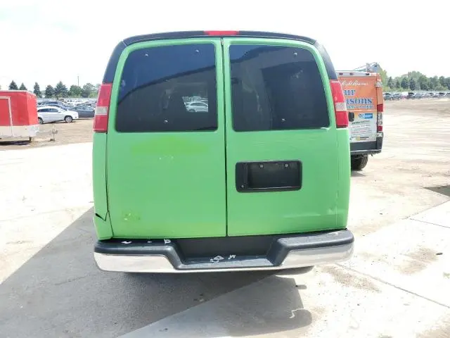 2016 CHEVROLET EXPRESS G2500 LT  