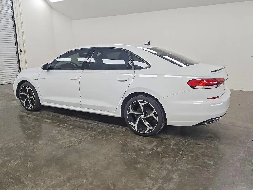 2021 VOLKSWAGEN PASSAT R-LINE  