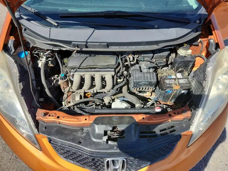 2011 HONDA FIT SPORT  