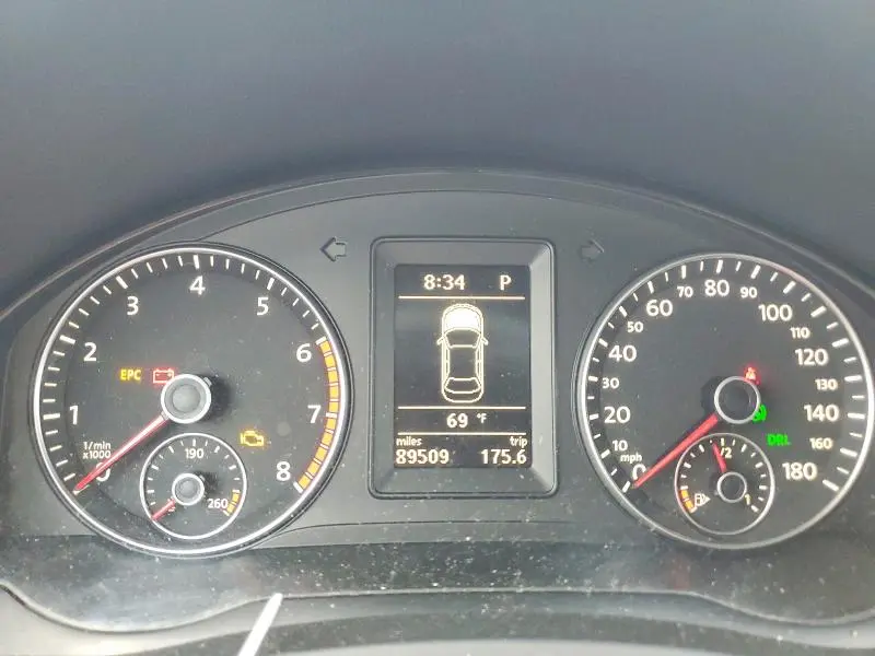 2012 VOLKSWAGEN EOS LUX  