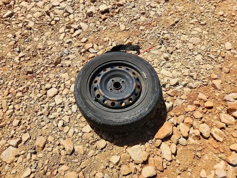 2010 TOYOTA YARIS BASE  