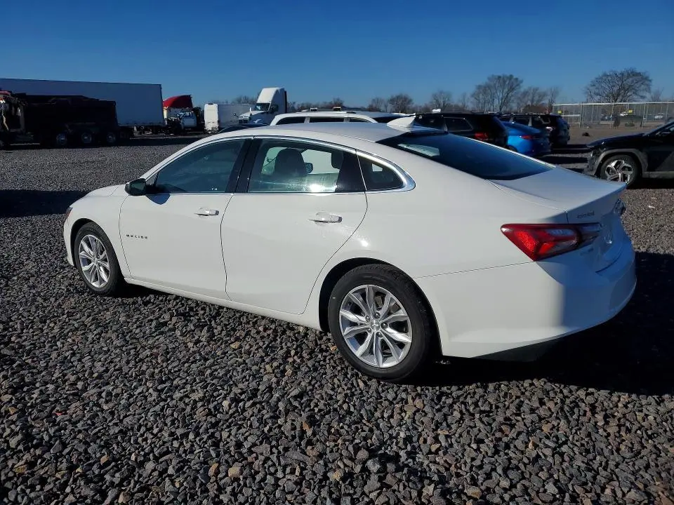 2022 CHEVROLET MALIBU LT  