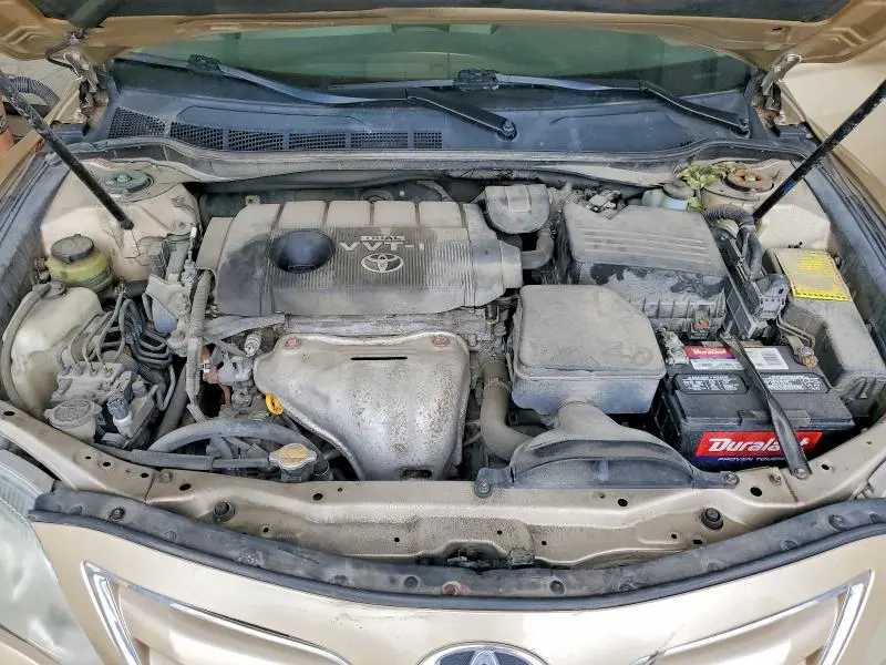 2010 TOYOTA CAMRY LE  